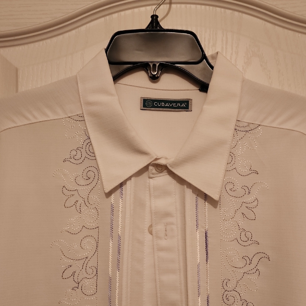 Cubavera Men's White With Blue White Embroidered Button Down Shirt